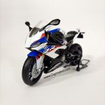 بی ام و S1000RR سفید