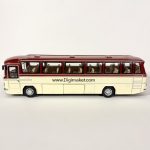 مرسدس بنز 302 قرمز کرم - تصویر 2