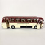 مرسدس بنز 302 قرمز کرم - تصویر 5