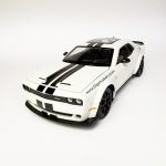 دوج چلنجر SRT سفید خط دار