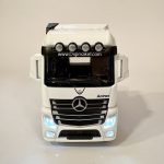 مرسدس بنز اکتروس سفید - تصویر 4