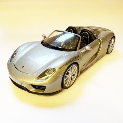 پورشه 918 اسپایدر نقره ای