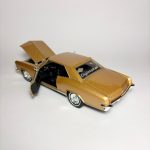 بیوک ریوییرا GranSport 1965 طلایی - تصویر 5